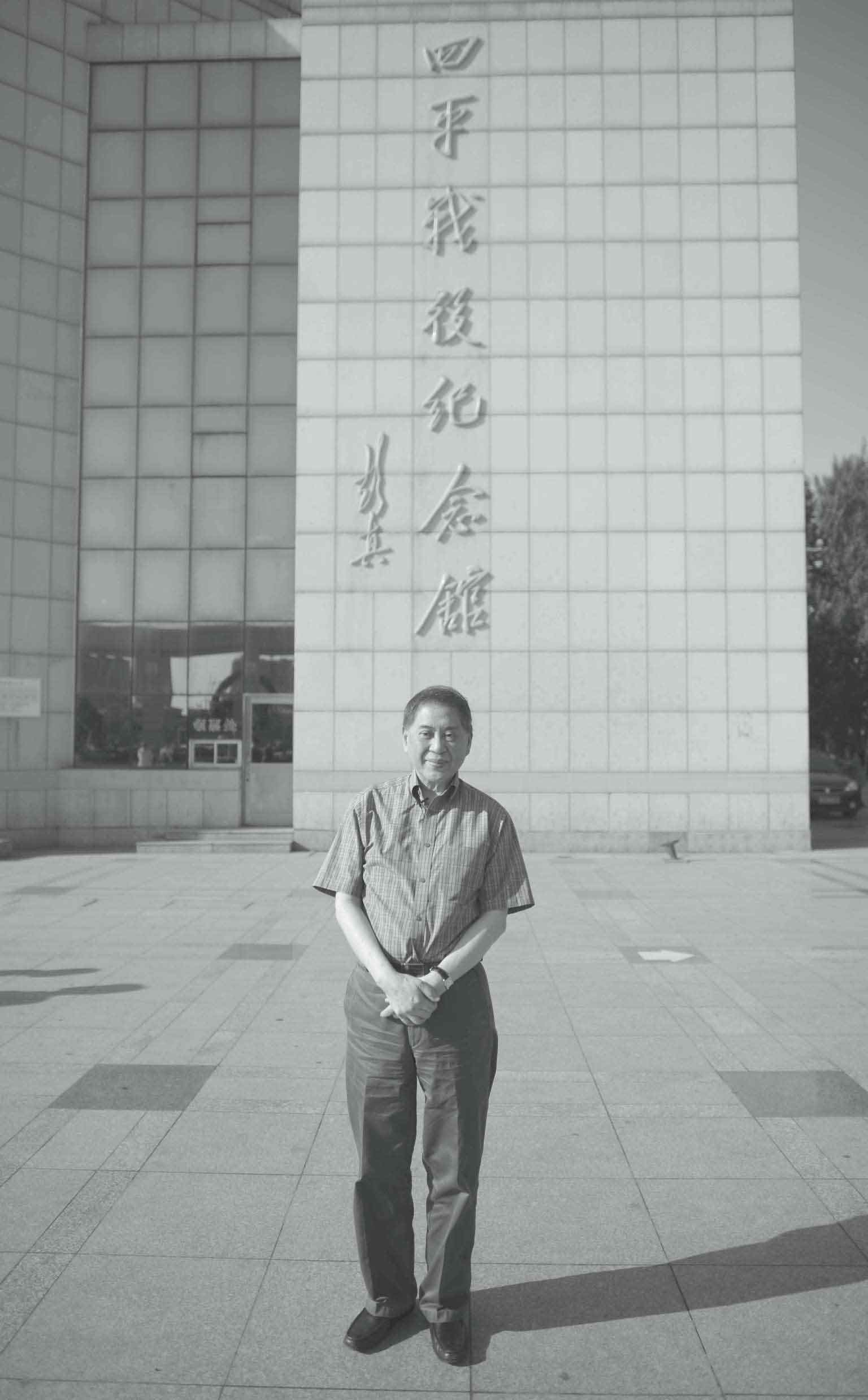 八千里路云和月