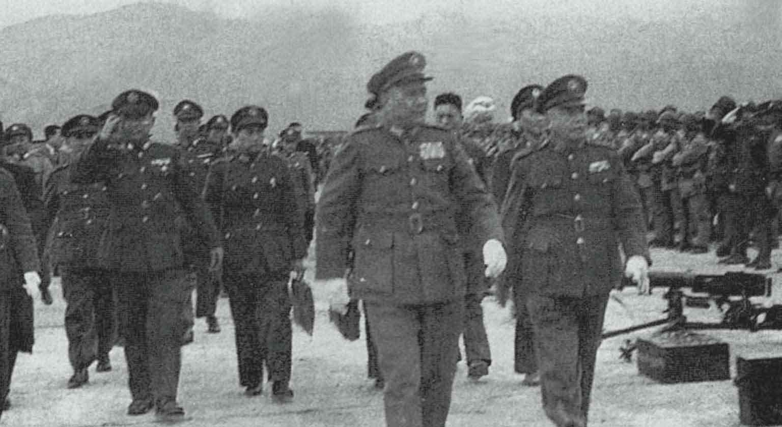 八千里路云和月