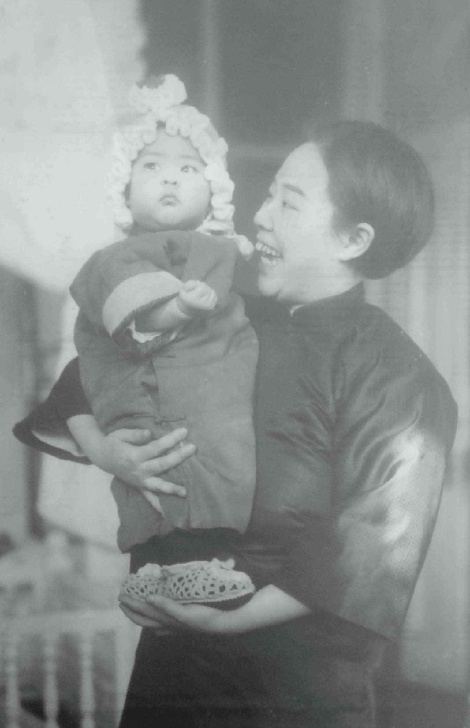 八千里路云和月