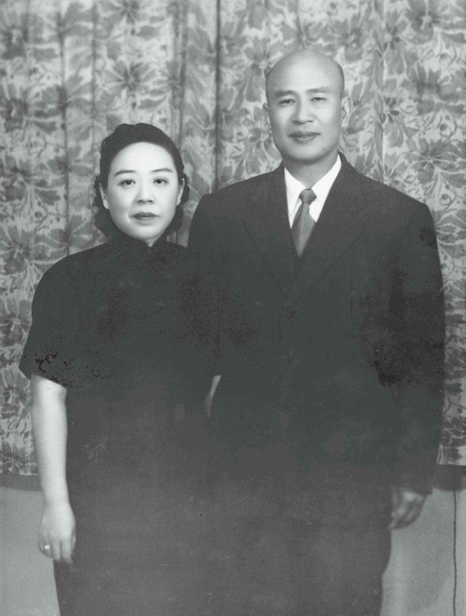 八千里路云和月